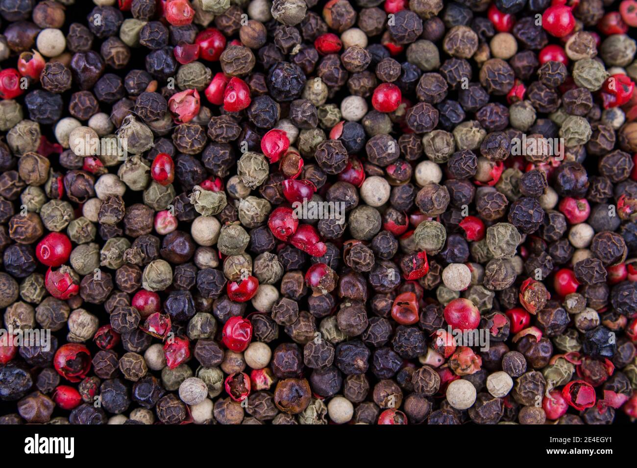 a peppercorns of different colors a lot Stock Photo Alamy