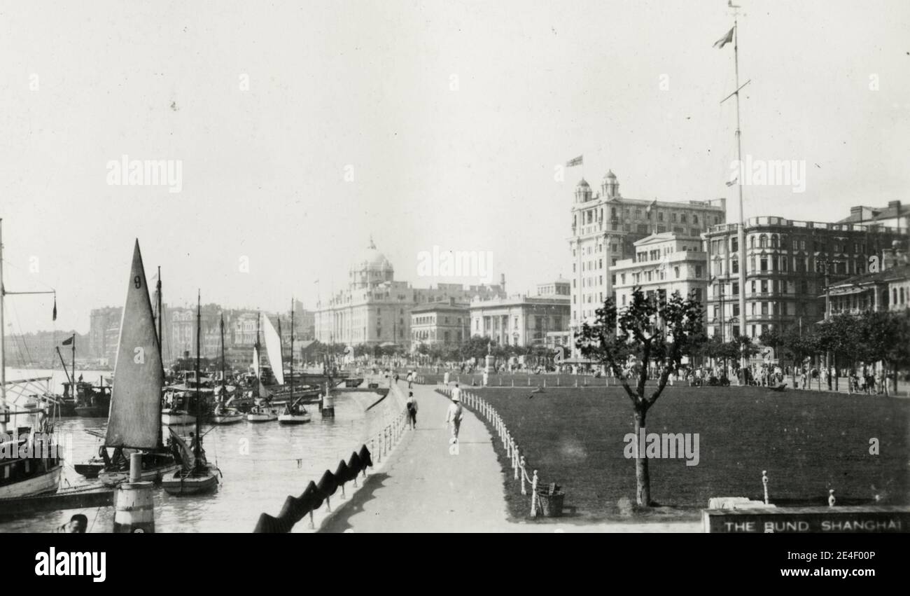 Shanghai bund 1920s hi-res stock photography and images - Alamy