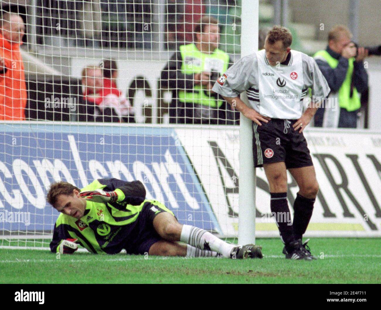 Leverkusen Germany 3.10.1998, Football:  Bundesliga season 1998/99, Bayer 04 Leverkusen (B04) vs 1.FC Kaiserslautern (FCK) 2:2 - goalkeeper Andres REINKE (left),  Martin WAGNER (both FCK) Stock Photo