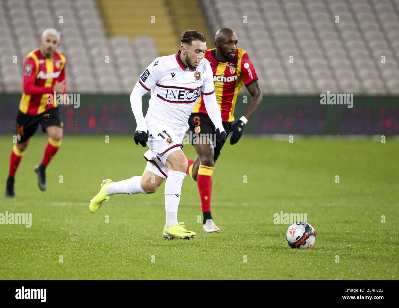 Amine Gouiri of Nice, Seko Fofana of Lens during the French championship Ligue 1 football match between RC Lens and OGC Nice on January 23, 2021 at stade Bollaert-Delelis in Lens, France - Photo Jean Catuffe / DPPI / LM Stock Photo