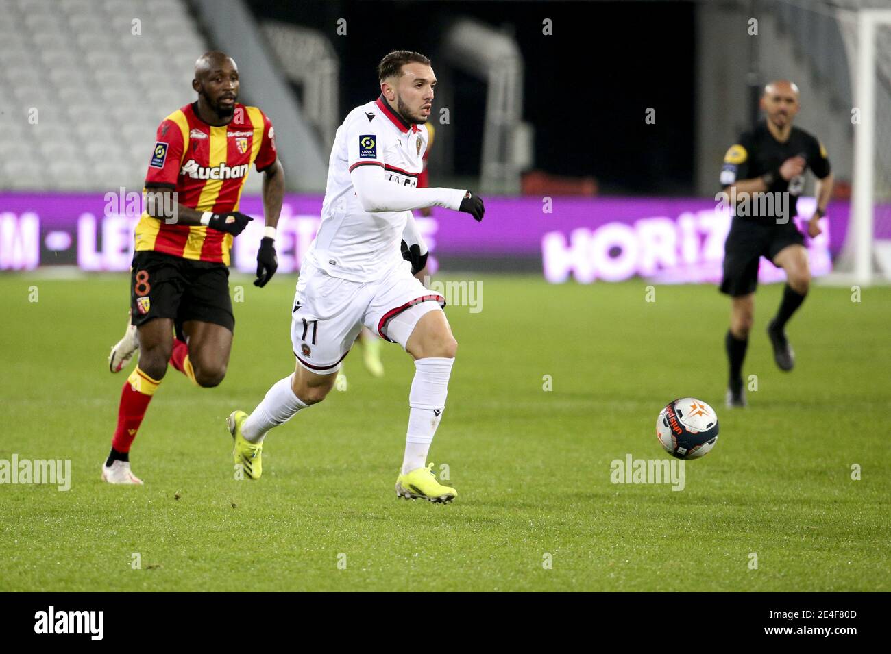 Amine Gouiri of Nice, Seko Fofana of Lens (left) during the French championship Ligue 1 football match between RC Lens and OGC Nice on January 23, 2021 at stade Bollaert-Delelis in Lens, France - Photo Jean Catuffe / DPPI / LM Stock Photo