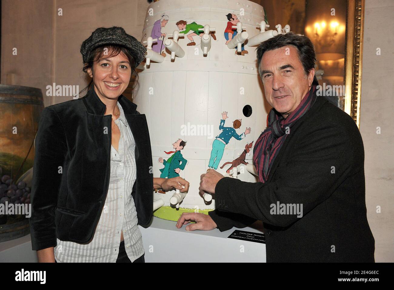 Francois Cluzet and his wife attending the 'Barriques Hautes Coutures' Exhibition presented by Gerard Bru at the hotel Westin in Paris, France on October 26, 2009. Photo by Giancarlo Gorassini/ABACAPRESS.COM Stock Photo
