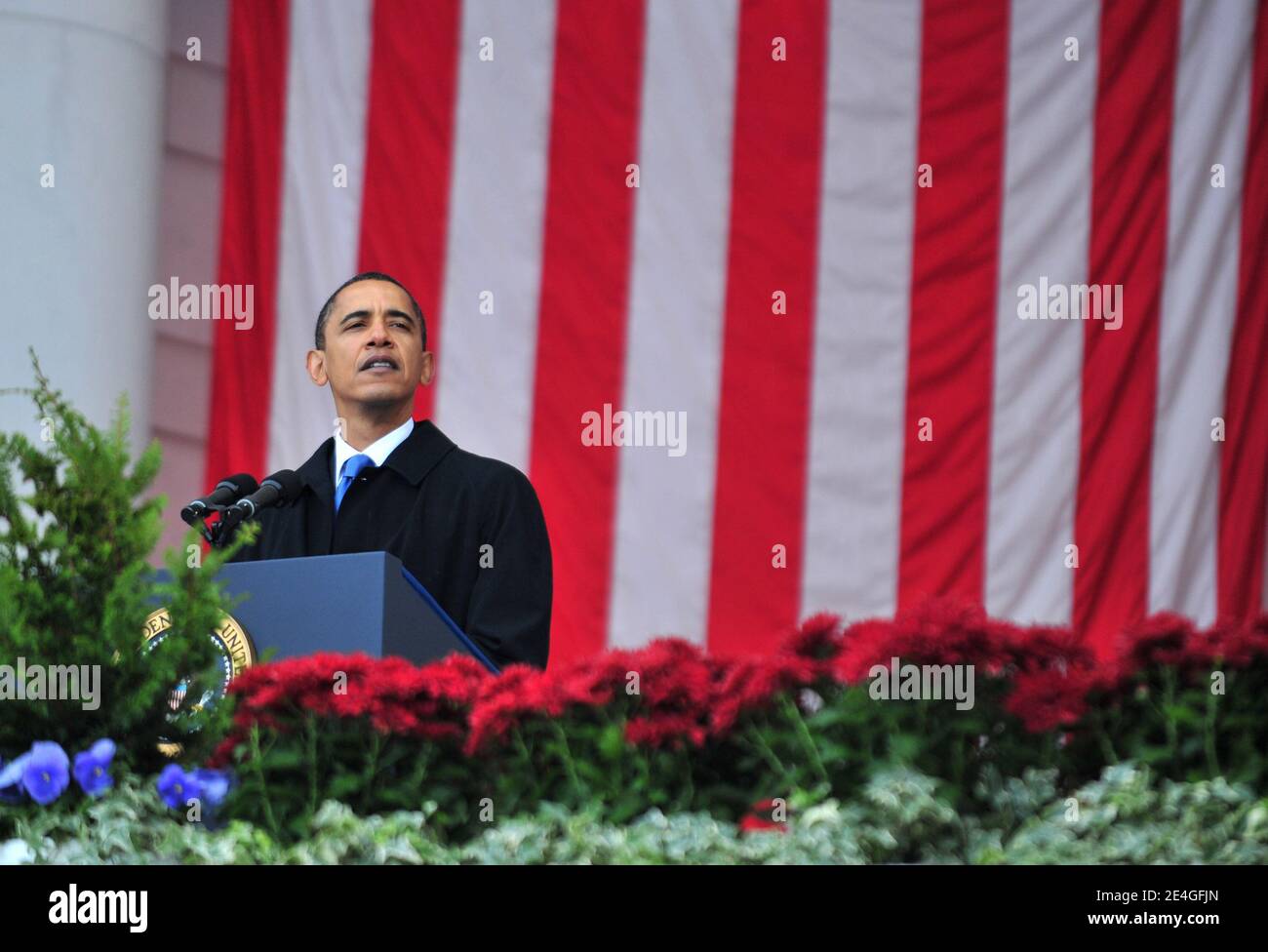 US President Barack Obama delivers remarks at a Veterans Day ceremony at Arlington National Cemetery, in Arlington, Virginia, USA on Veterans Day, on November 11, 2009. Photo by Kevin Dietsch/ABACAPRESS.COM Stock Photo