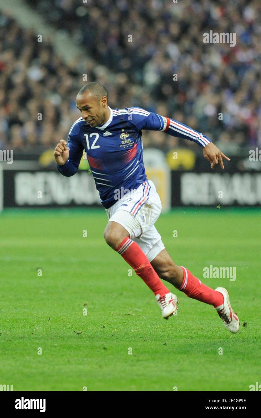 France's Thierry Henry during World Cup Play-off soccer match, France vs Republic of Ireland in Stade de France, Saint-Denis,, France, on November 18, 2009. The Match ended in a 1-1 draw. Photo by Philipe Montigny/ABACAPRESS.COM Stock Photo