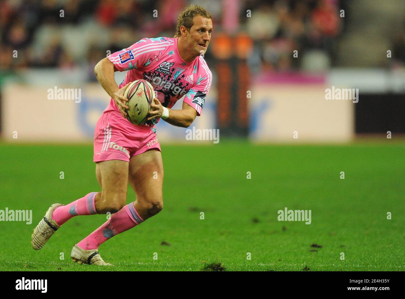 Stade Francais' Gasnier Mark during the French Top 14 Rugby match, Stade  Francais vs Bayonne, in Stade de France, St-Denis, near Paris, France, on  December 5,2009. Stade Francais won 34-10. Photo by