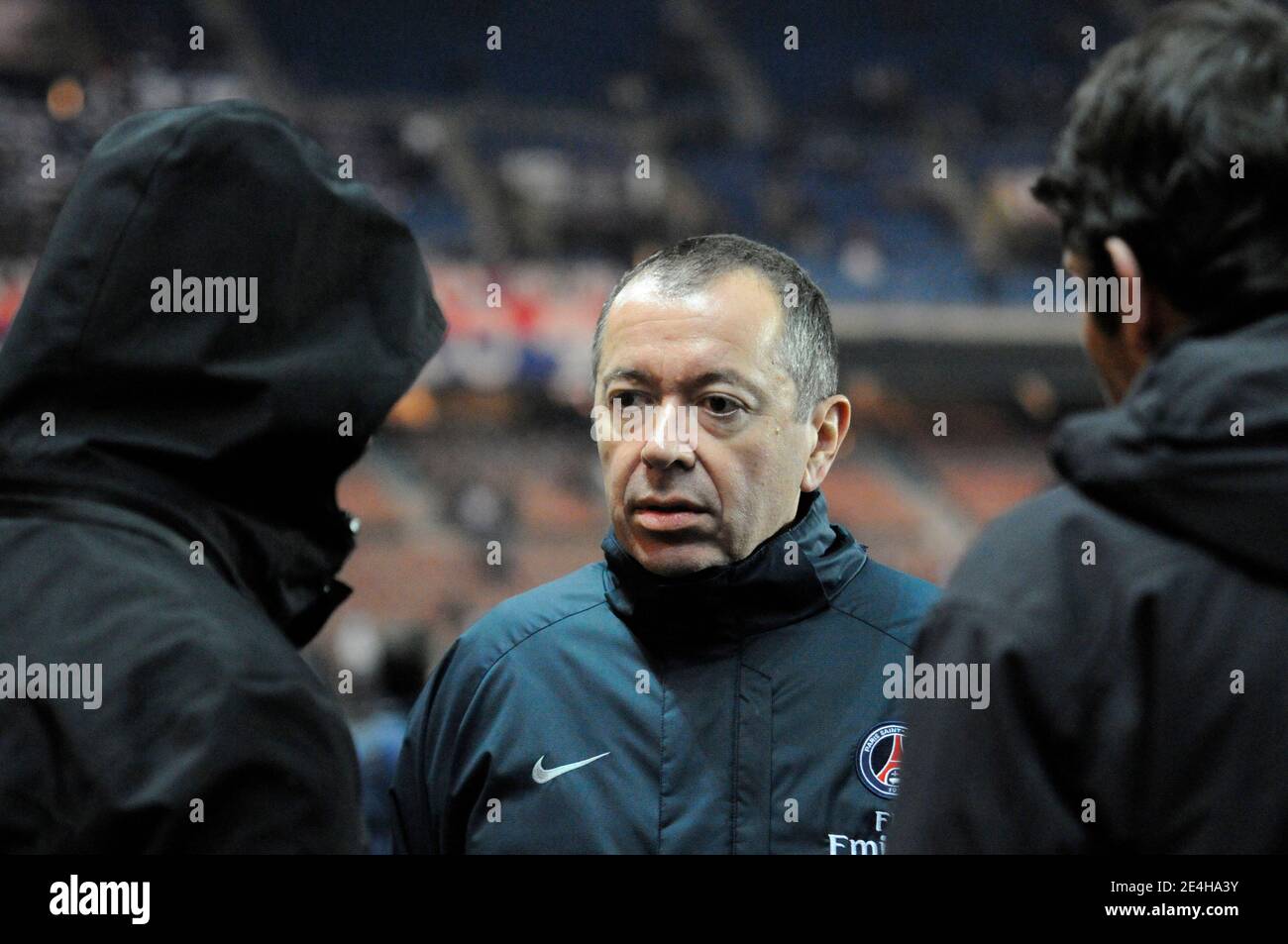 PSG's new president Robin Leproux during the French First League soccer match, Paris Saint-Germain vs RC Lens at Parc des Princes stadium in Paris, France on December 17, 2009. The score ended in a 1-1. Photo by Thierry Plessis/ABACAPRESS.COM Stock Photo