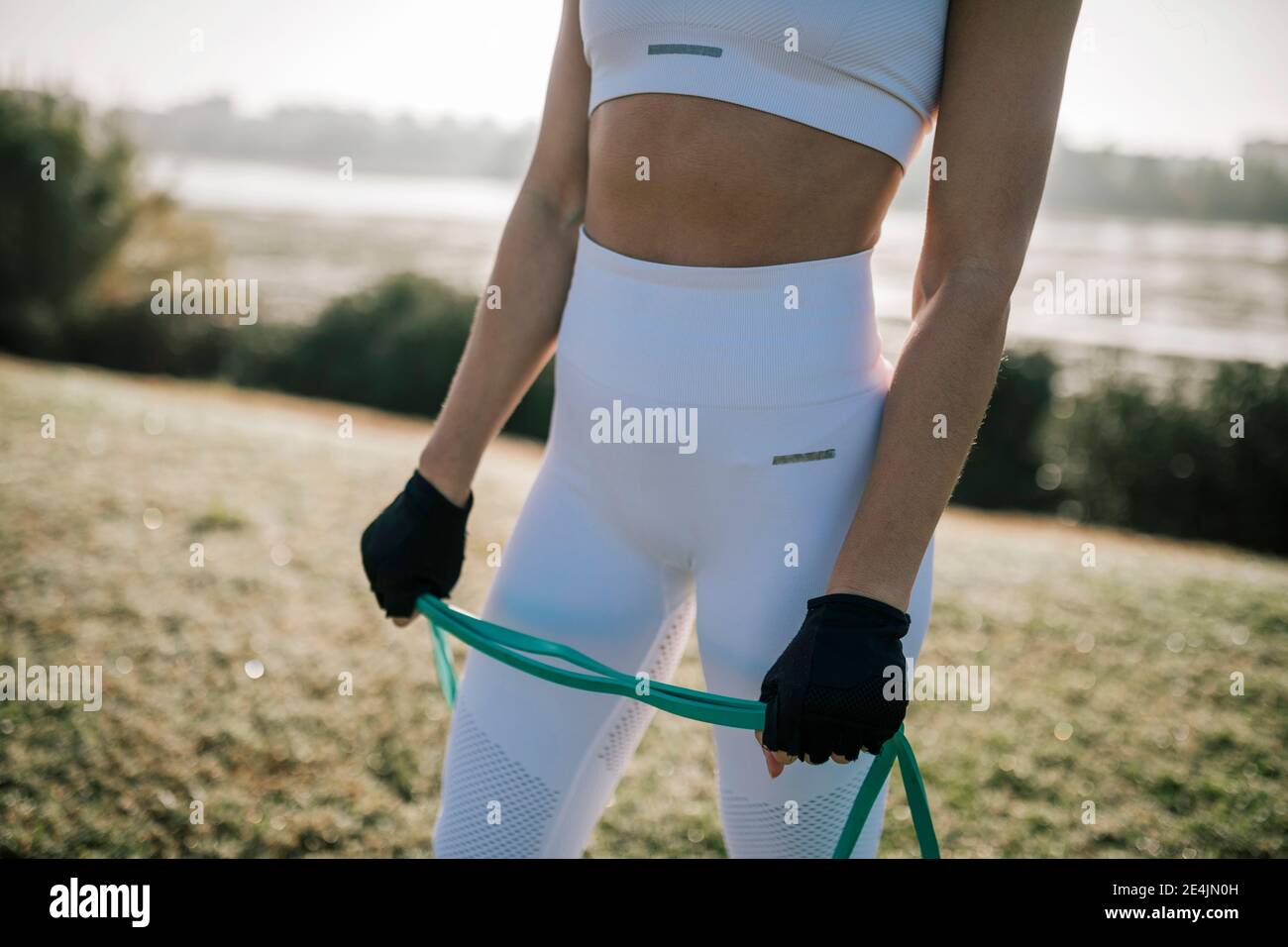 Female athlete in sports bra hi-res stock photography and images - Alamy
