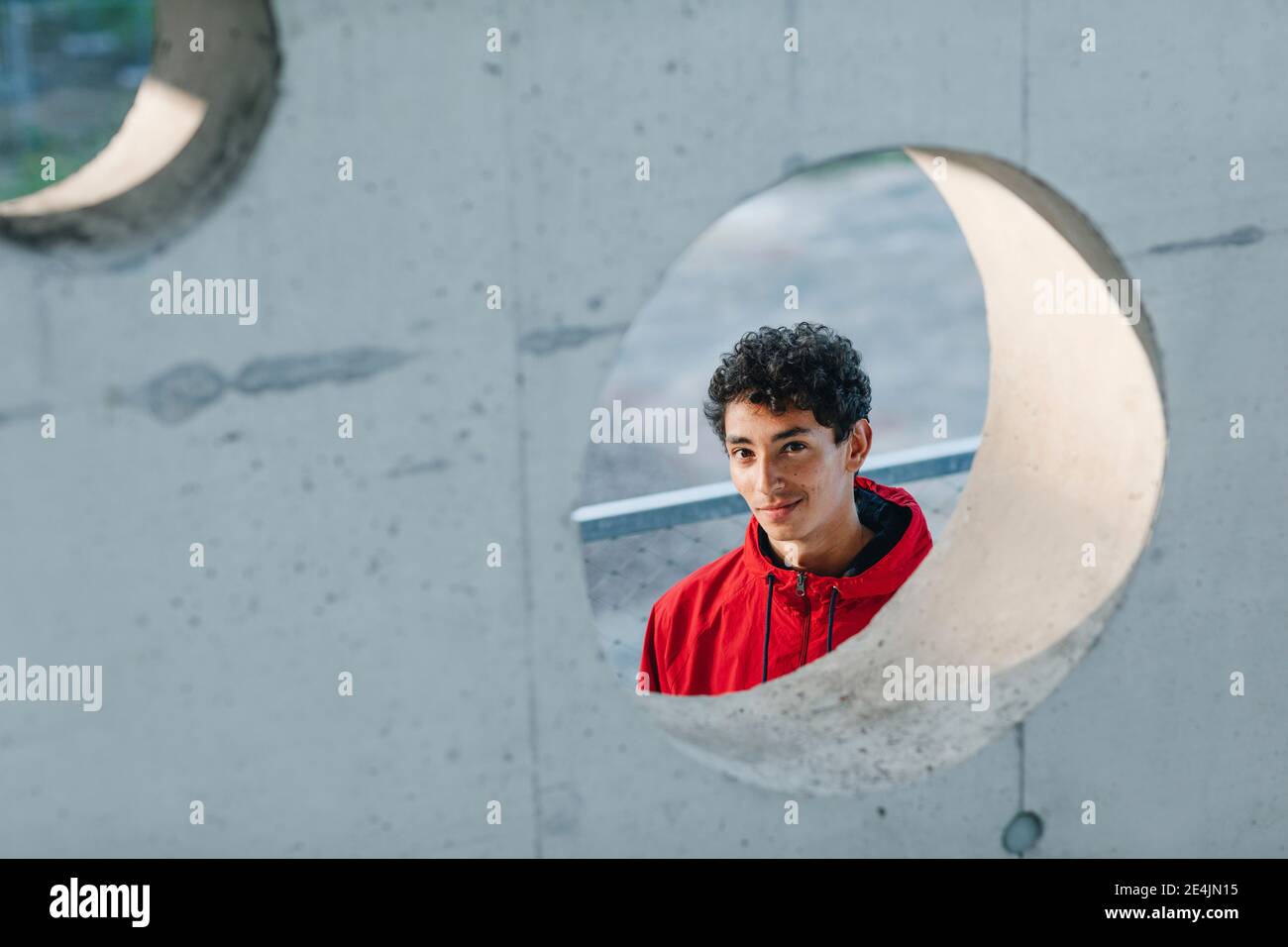 Man wearing hood hi-res stock photography and images - Alamy