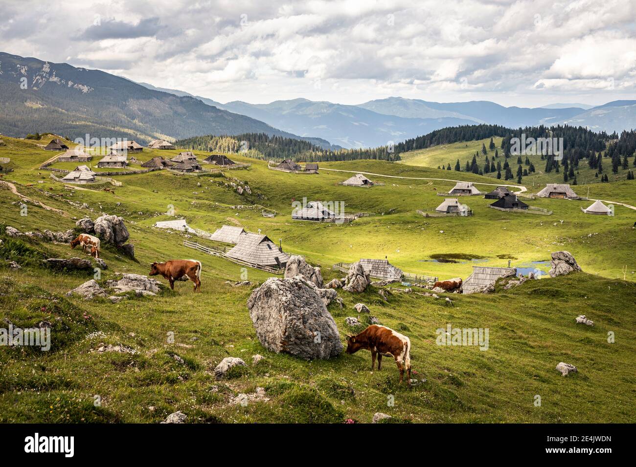 Shepherds Hut Alps High Resolution Stock Photography and Images - Alamy