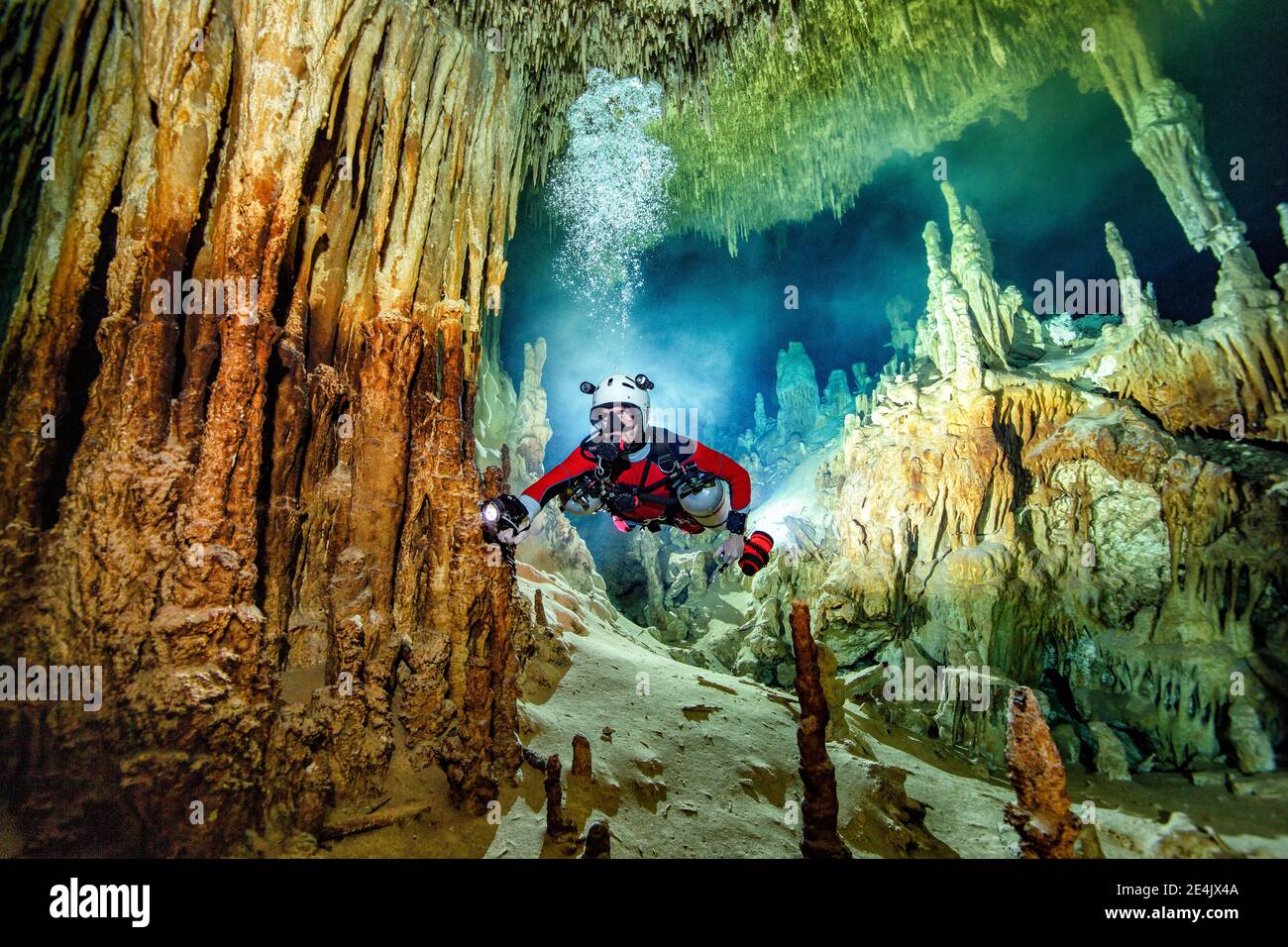 Man scuba diving in sea, Cenote Zacil-Ha, Quintana Roo, Mexico Stock Photo