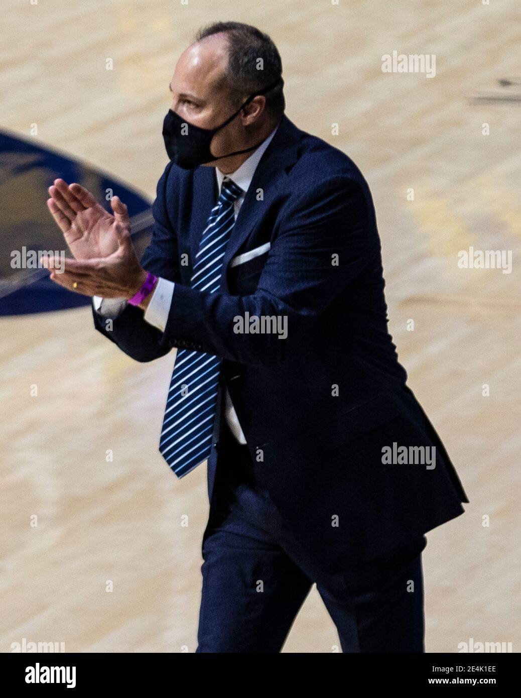 Hass Pavilion. 23rd Jan, 2021. CA U.S.A. California head coach Mark Fox reacts after team scores during the NCAA Basketball game between USC Trojans and the California Golden Bears 68-76 lost at Hass Pavilion. Thurman James/CSM/Alamy Live News Stock Photo