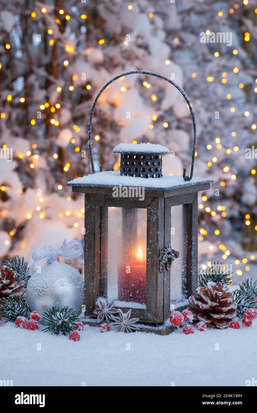 Outdoor christmas 2024 candle lanterns