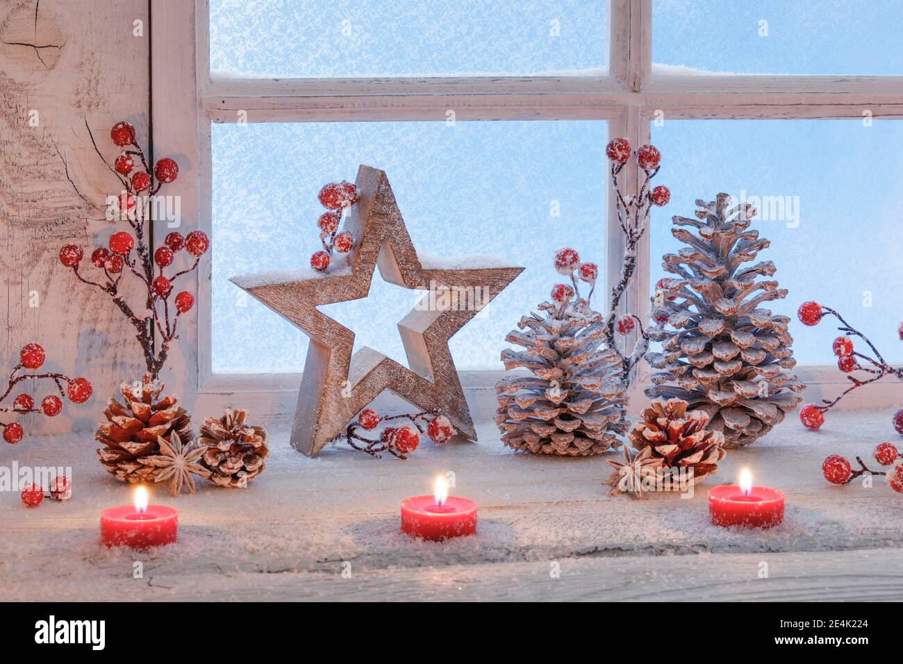 Natural Advent decoration with candles Stock Photo Alamy