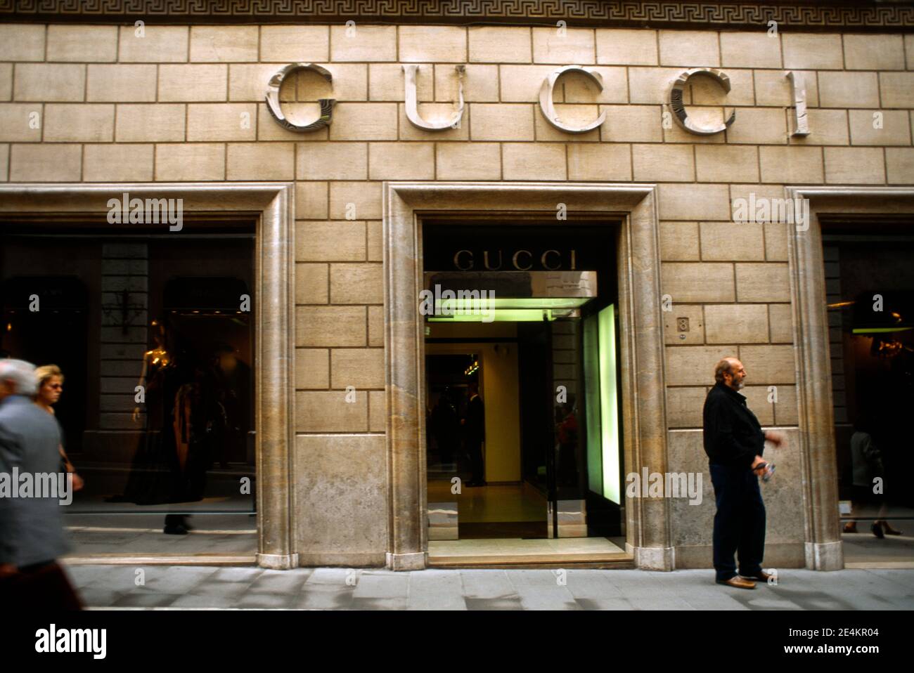 Rome Italy People Walking by Gucci Fashion Shop Stock Photo - Alamy