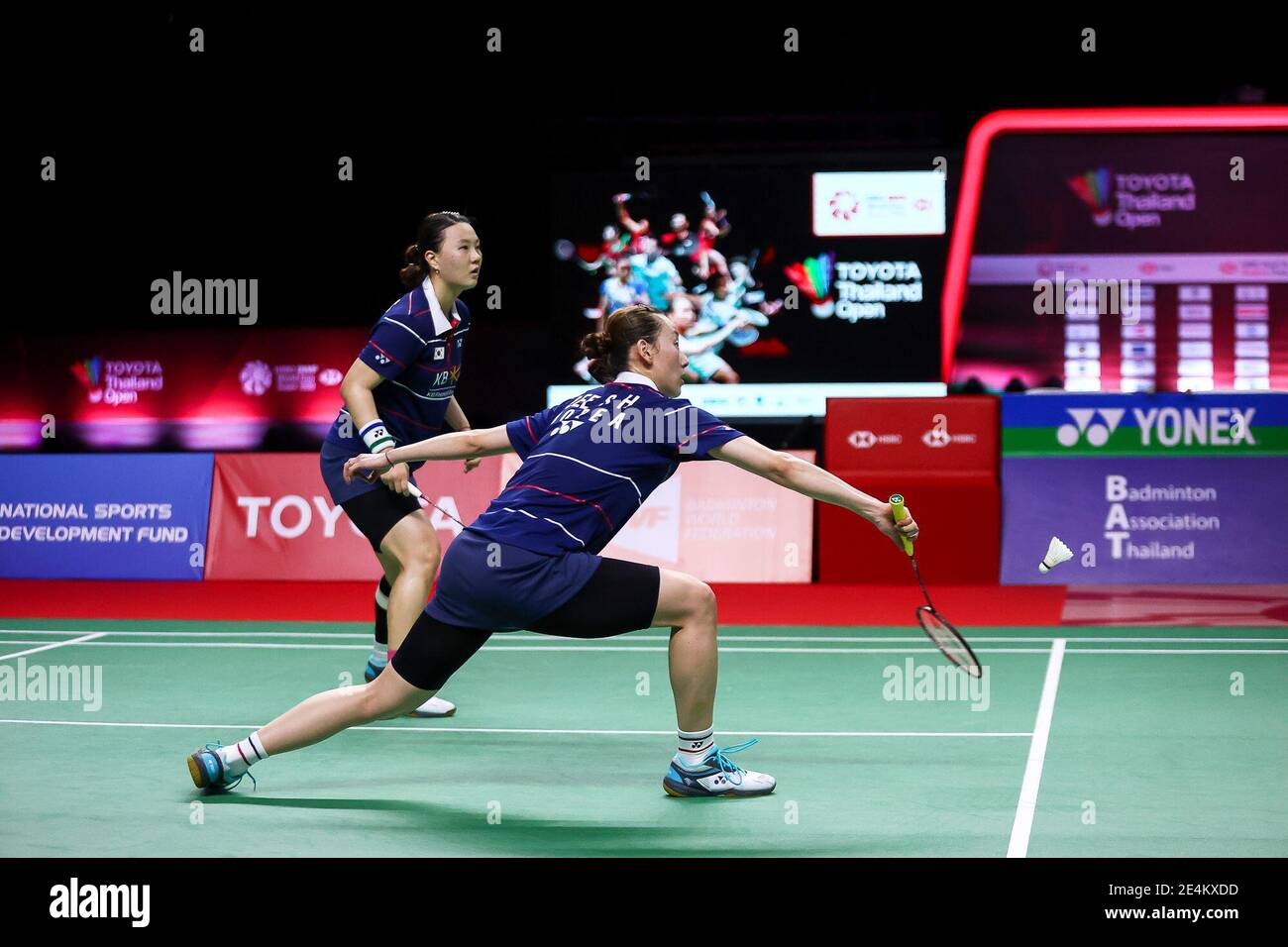 210124) -- BANGKOK, Jan. 24, 2021 (Xinhua) -- Lee So-Hee (front) and Shin  Seung-Chan of South Korea compete during the final of women's doubles  against their compatriots Kim So-Yeong and Kong Hee-Yong