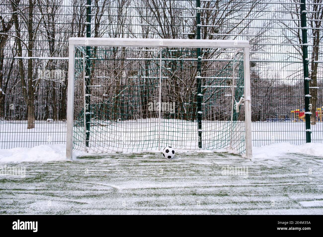 Soccer football game winter hires stock photography and images Alamy