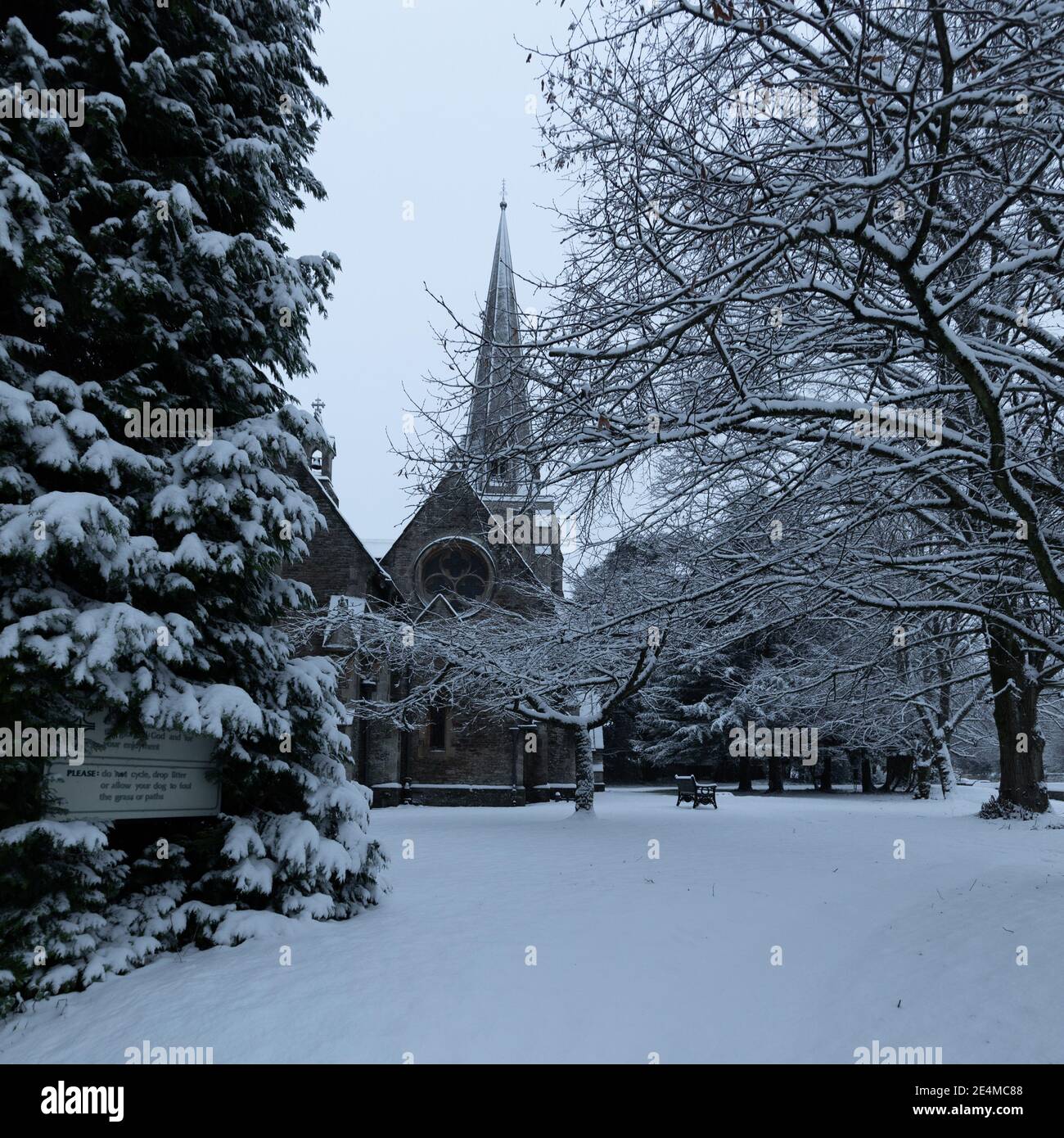 snow in cirencester high resolution stock photography and images alamy