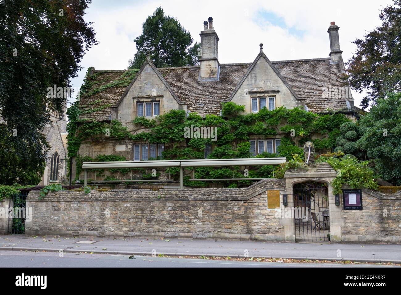 The Old Parsonage Hotel, a 17th century Old Parsonage, on Banbury Road, Oxford, Oxfordshire, UK Stock Photo