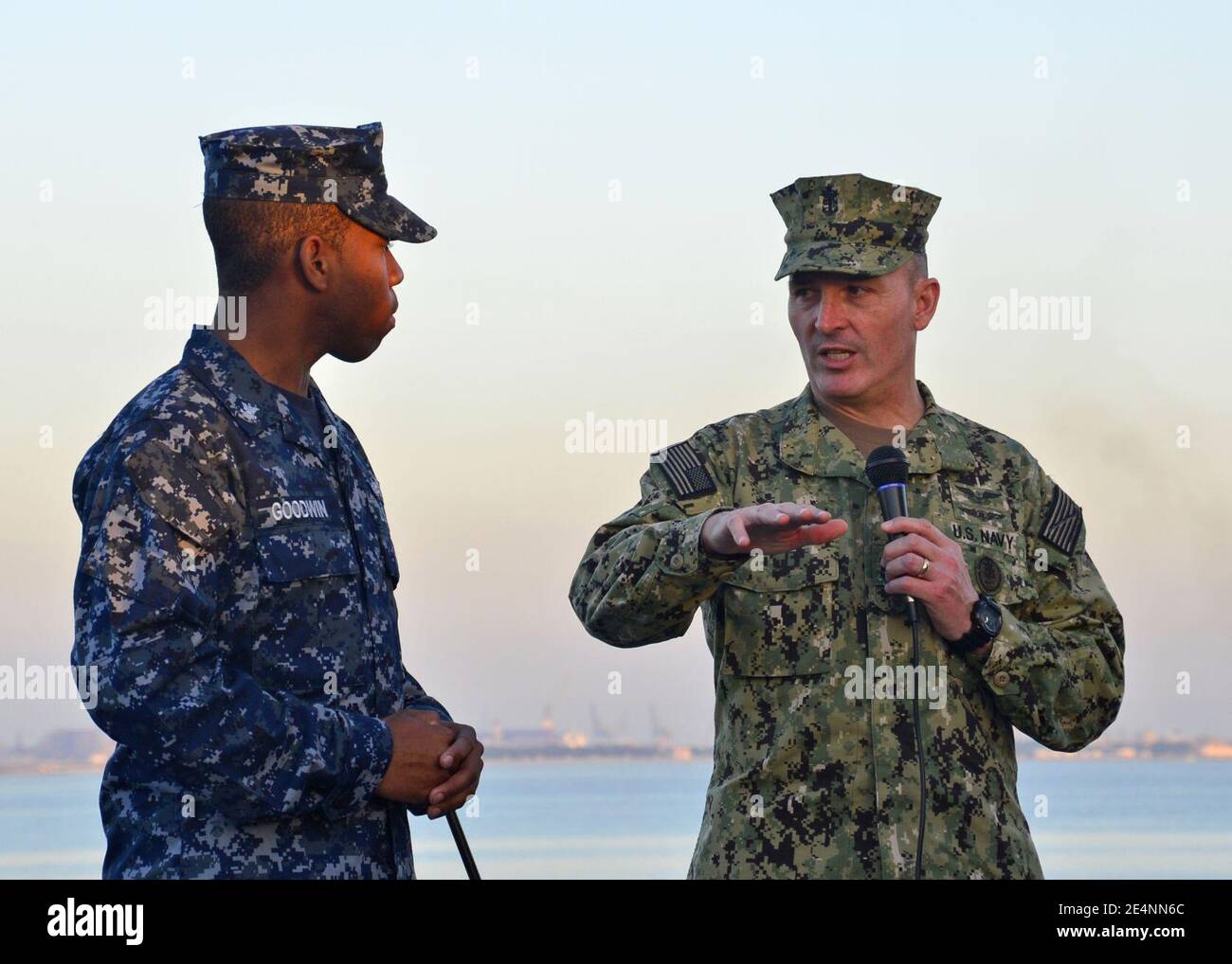 Master Chief Petty Officer of the Navy visit Stock Photo Alamy