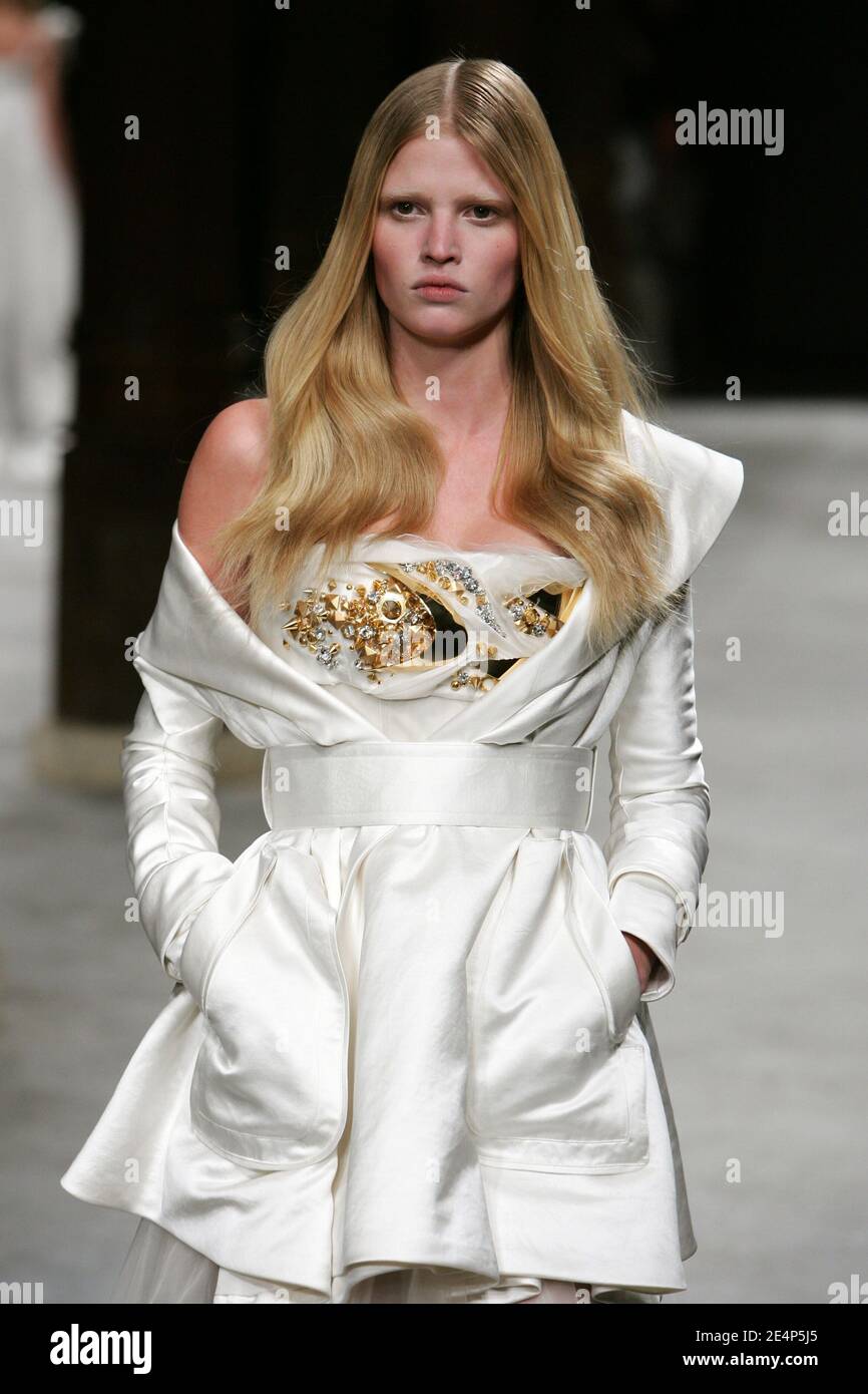 Lara Stone displays a creation by Italian designer Riccardo Tisci for  Givenchy Haute-Couture Spring-Summer 2008 fashion show held at the Couvent  des Cordelliers, in Paris, France, on January 22, 2008. Photo by