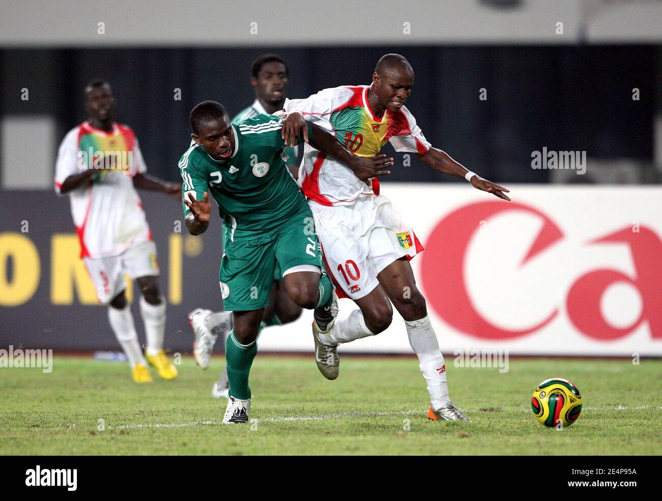 Mali's Dramane Traore and Nigeria's Joseph Yobo battle for the ball during the African Cup of Nations soccer match, Ivory Nigeria vs Mali in Sekondi, Ghana on January 25, 2008. The match ended in a 0-0 draw. The future of German coach Berti Vogts will be discussed by the board of the Nigeria Football Association (NFA) after the Super Eagles failed to beat Mali in a decisive Group B match and now risk a first round elimination from the 2008 Africa Cup of Nations.Photo by Steeve McMay/Cameleon/ABACAPRESS.COM Stock Photo