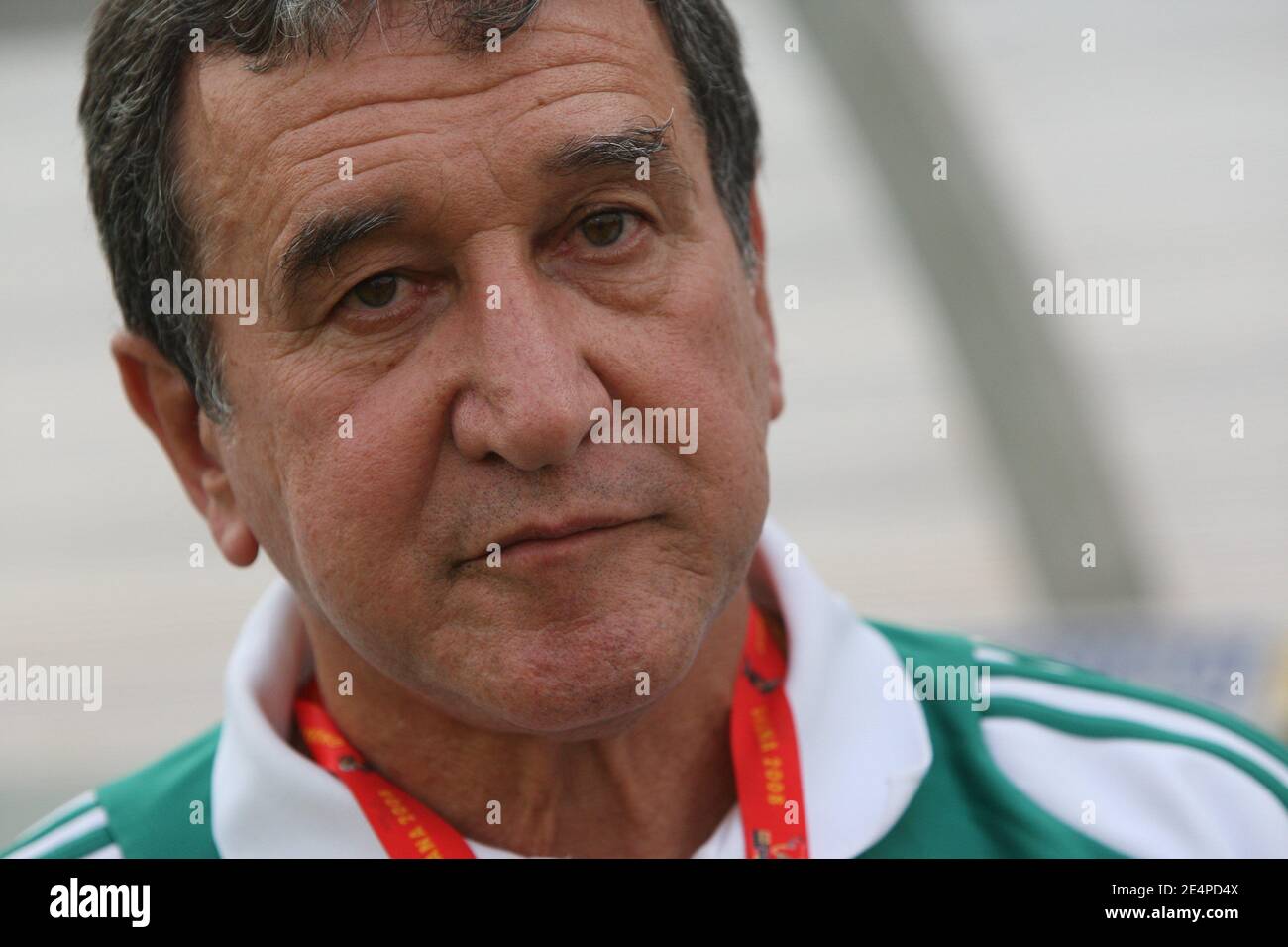 South Africa' s coach Parreira during the African Cup of Nations soccer match, Senegal vs South Africa in Kumasi, Ghana on January 31, 2008. The match ended in a 1-1 draw. Senegal failed to qualify for the next round of the competition. Photo by Steeve McMay/Cameleon/ABACAPRESS.COM Stock Photo