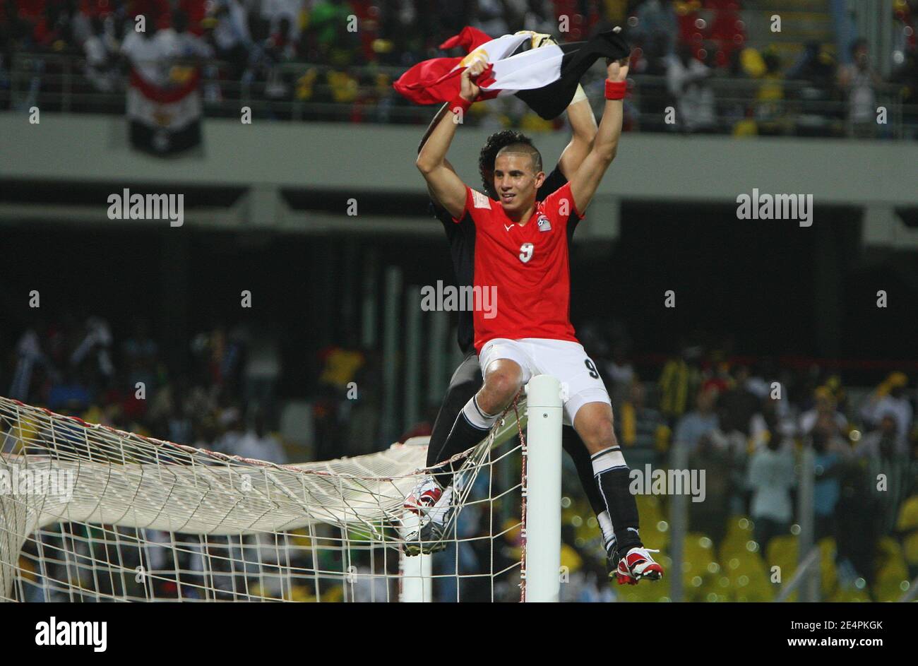Egypt's Goalkeeper Esam Kamal Tawfik El Hadary and Mohamed Abdalla Mohamed Zidan celebrate during the Final of the 2008 African Cup of Nations soccer tournament, Cameroon vs Egypt in Accra, Ghana on February 10, 2008. Egypt won the match 1-0. Photo by Steeve McMay/Cameleon/ABACAPRESS.COM Stock Photo