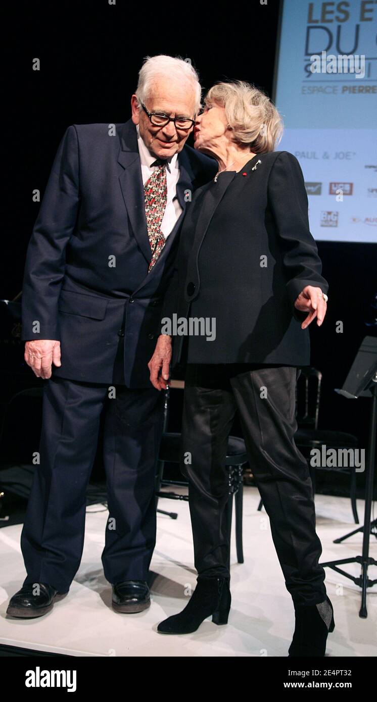 Actress Jeanne Moreau and Pierre Cardin attend the 9th Etoiles de la Presse  Awards Ceremony held