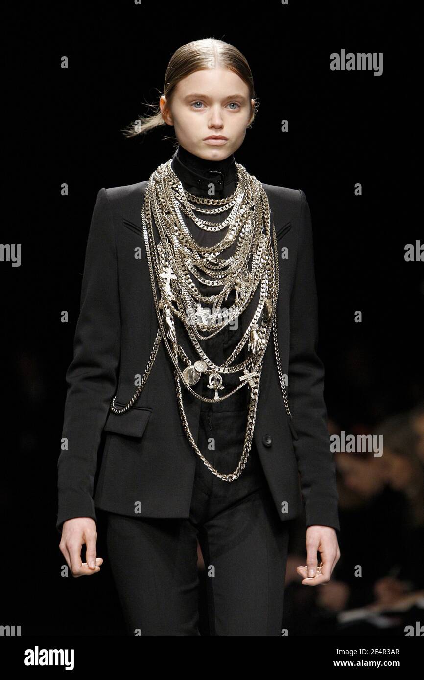A model displays a creation by Italian designer Riccardo Tisci for the Givenchy Fall Winter 2008 2009 Ready to Wear Collection show held at the Carreau du Temple in Paris France on February 27 2008. P...