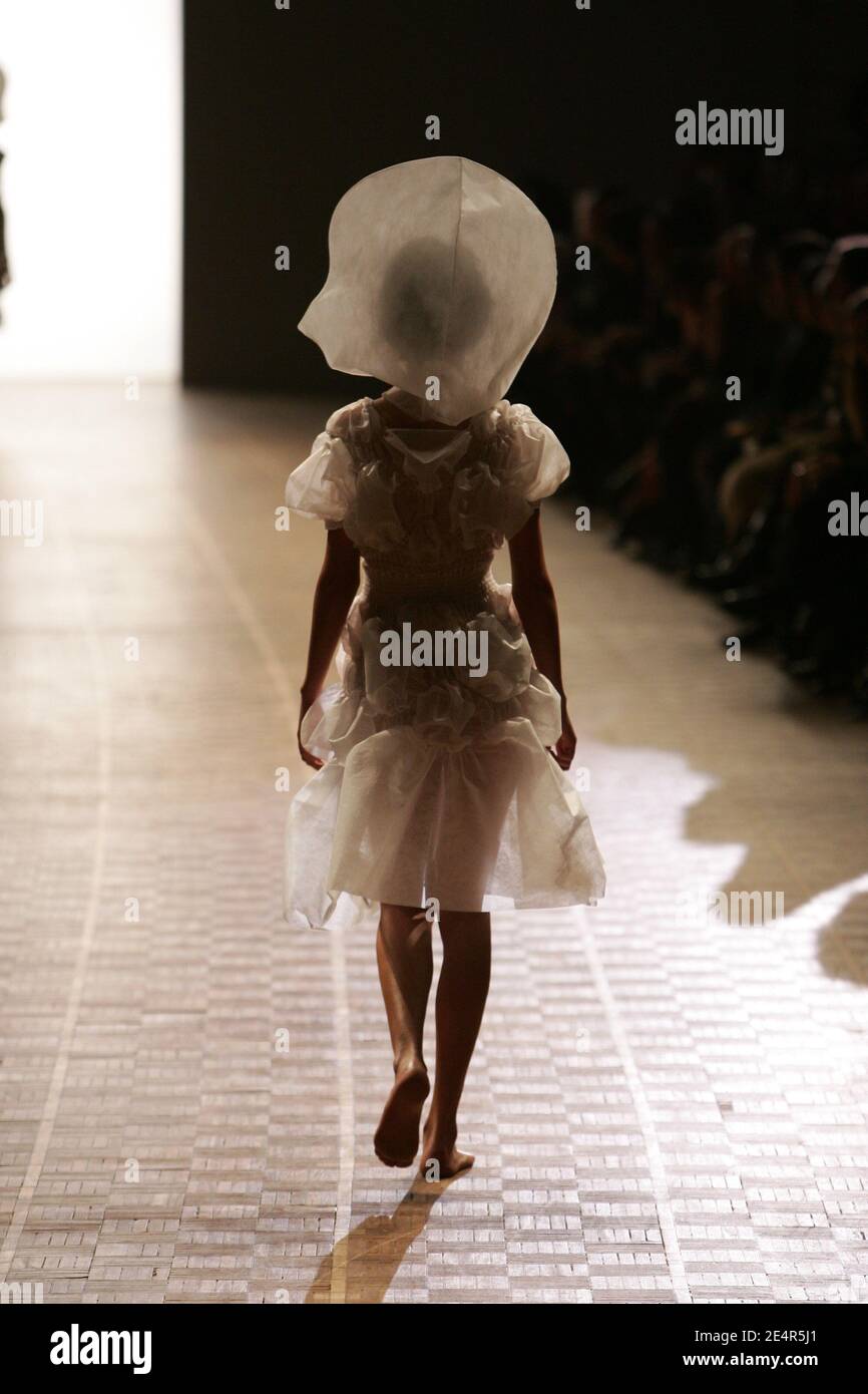 A model displays a creation by Japanese designer Dai Fujiwara for Issey Miyake during the Fall-Winter 2008-2009 Ready-to-Wear collection show in Paris, France on February 28, 2008. Photo by Java/ABACAPRESS.COM Stock Photo