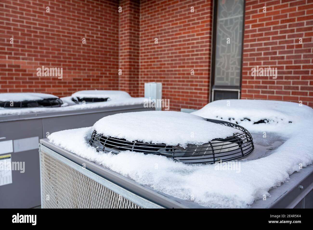 Ac Units High Resolution Stock Photography and Images Alamy