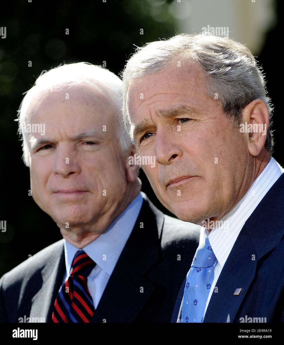 George w bush republican rose hi-res stock photography and images - Alamy