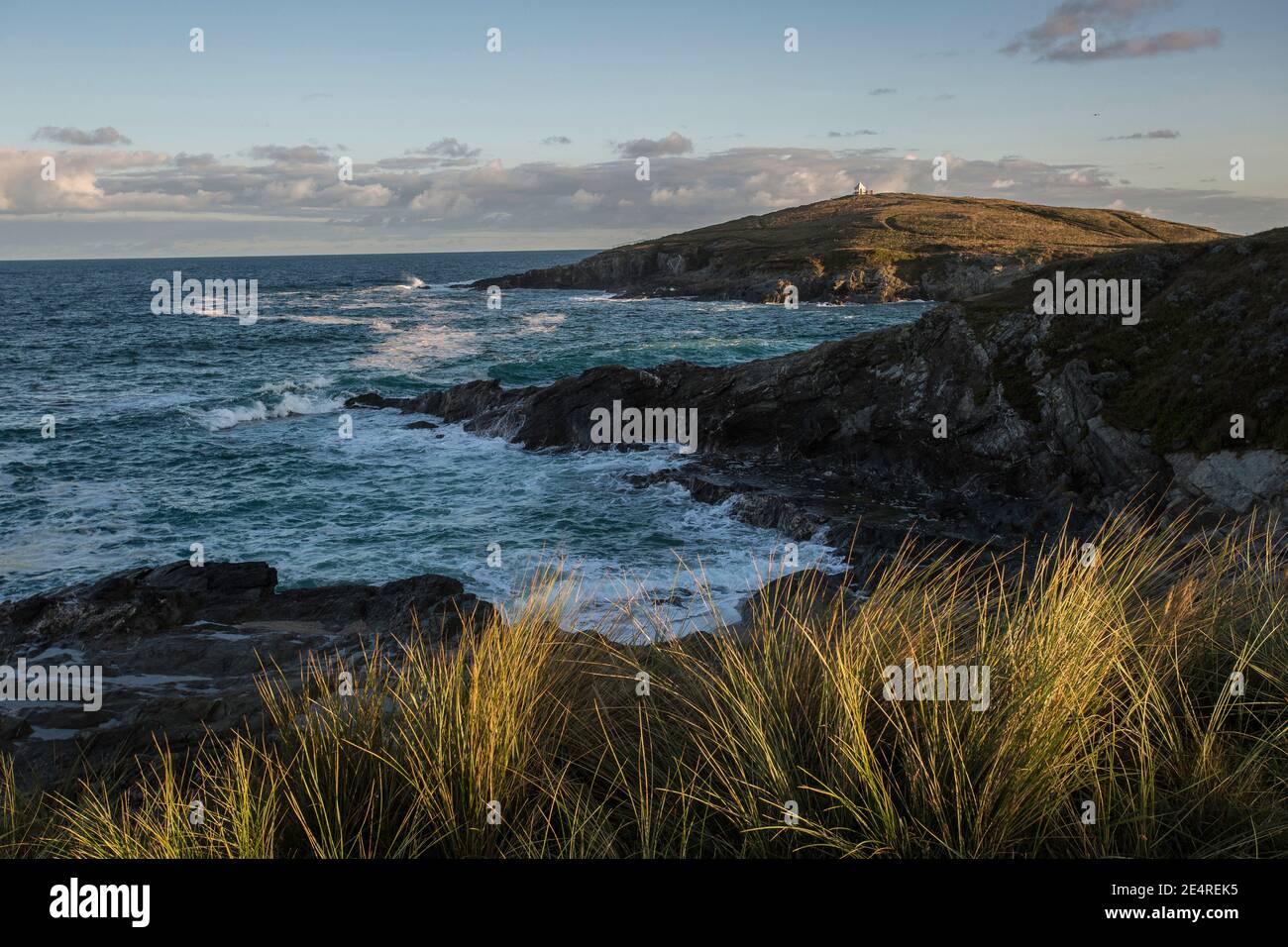 GREAT BRITAIN/ England / Cornwall /Newquay/ Towan Headland with the lookout in Newquay Stock Photo