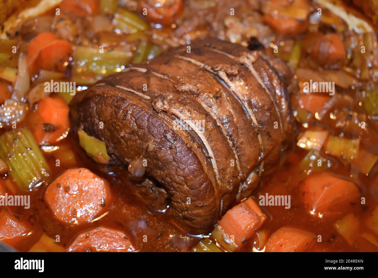 Beef brisket pot hires stock photography and images Alamy