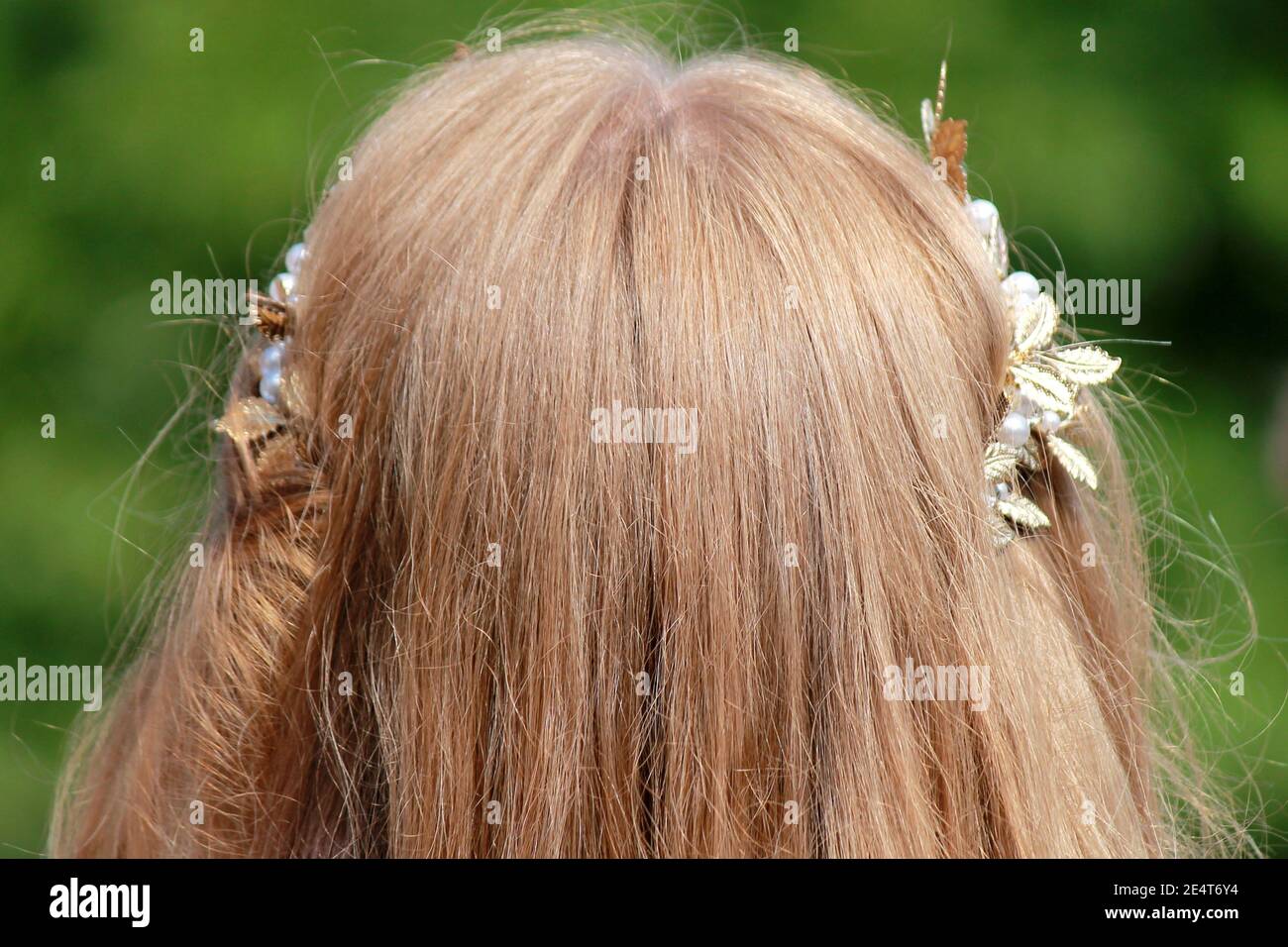 8. Shiny Blonde Hair with Ombre - wide 7