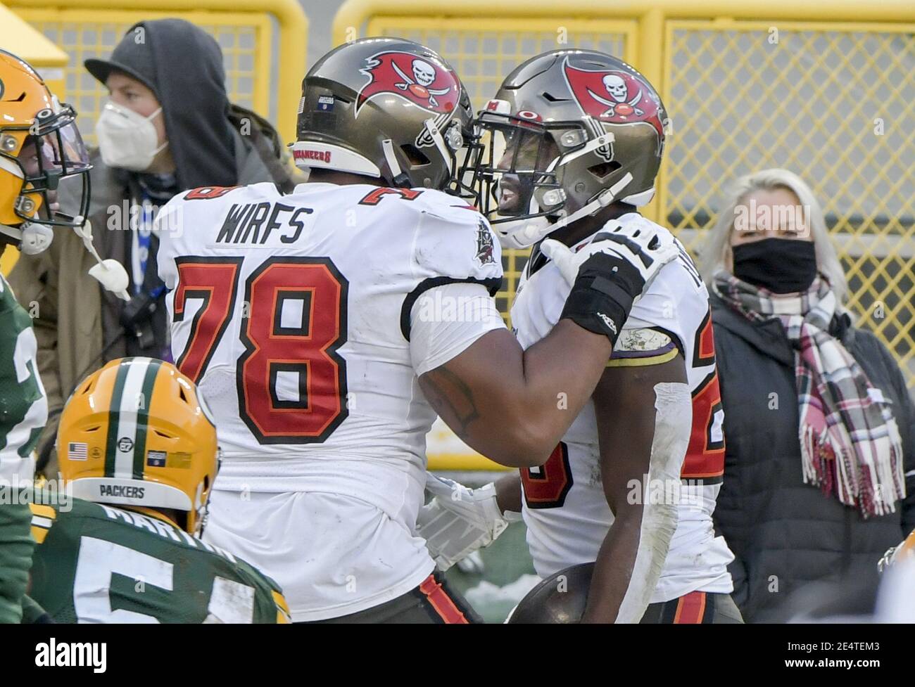 Buccaneers top Packers, 31-26, in NFC Championship game