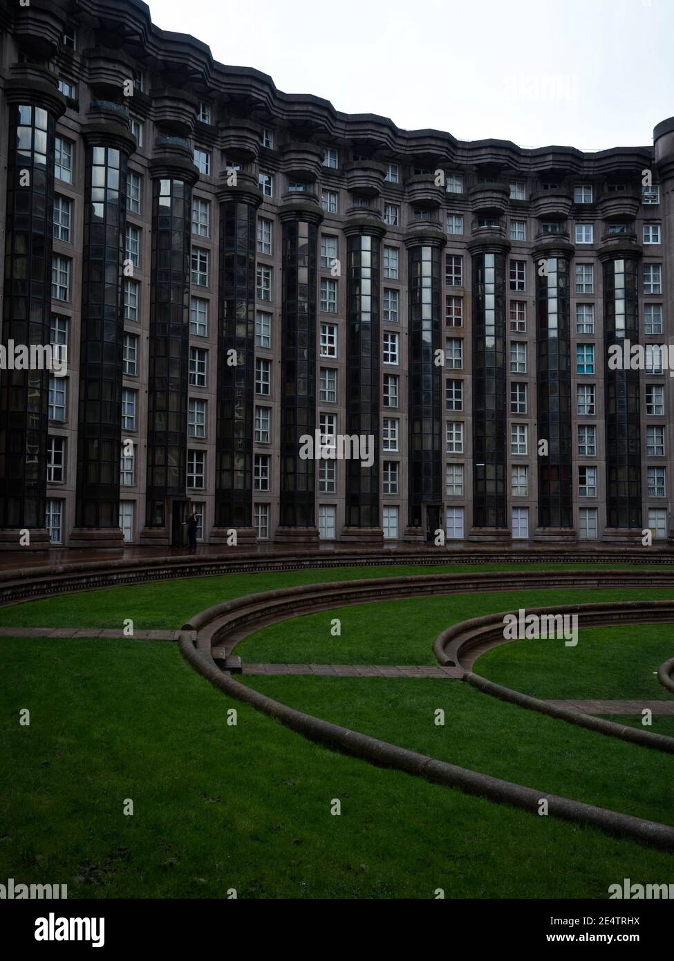 Panorama View Of Postmodern Architecture Building Block Complex Espaces D Abraxas In Noisy Le Grand Paris France Europe Stock Photo Alamy Panorama View Of Postmodern Architecture Building Block Complex Espaces D Abraxas In Noisy Le Grand Paris France Europe Stock Photo Alamy