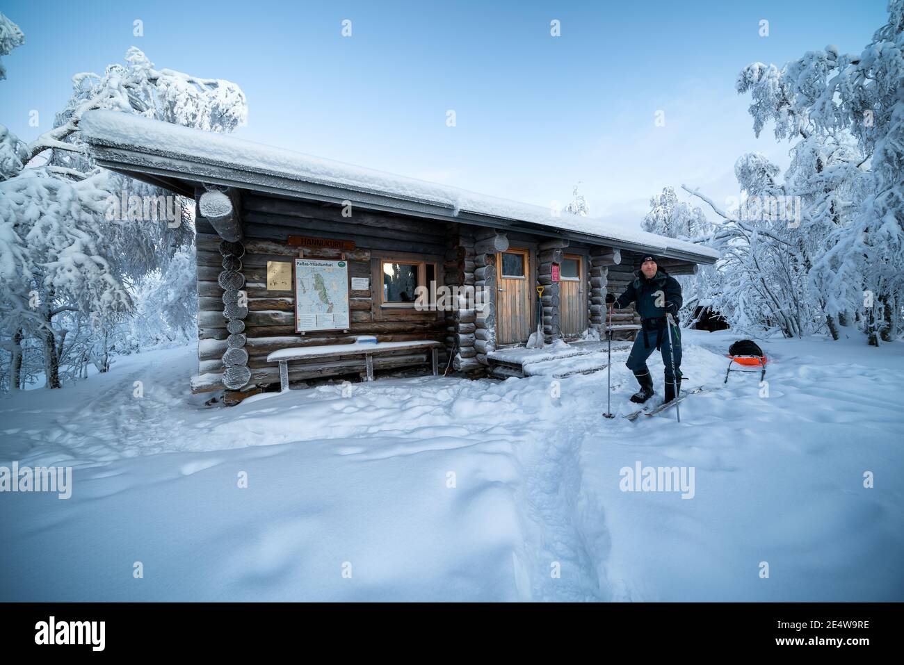 Hannukuru open wilderness hut in Pallas-Yllästunturi National Park, Enontekiö, Lapland, Finland Stock Photo