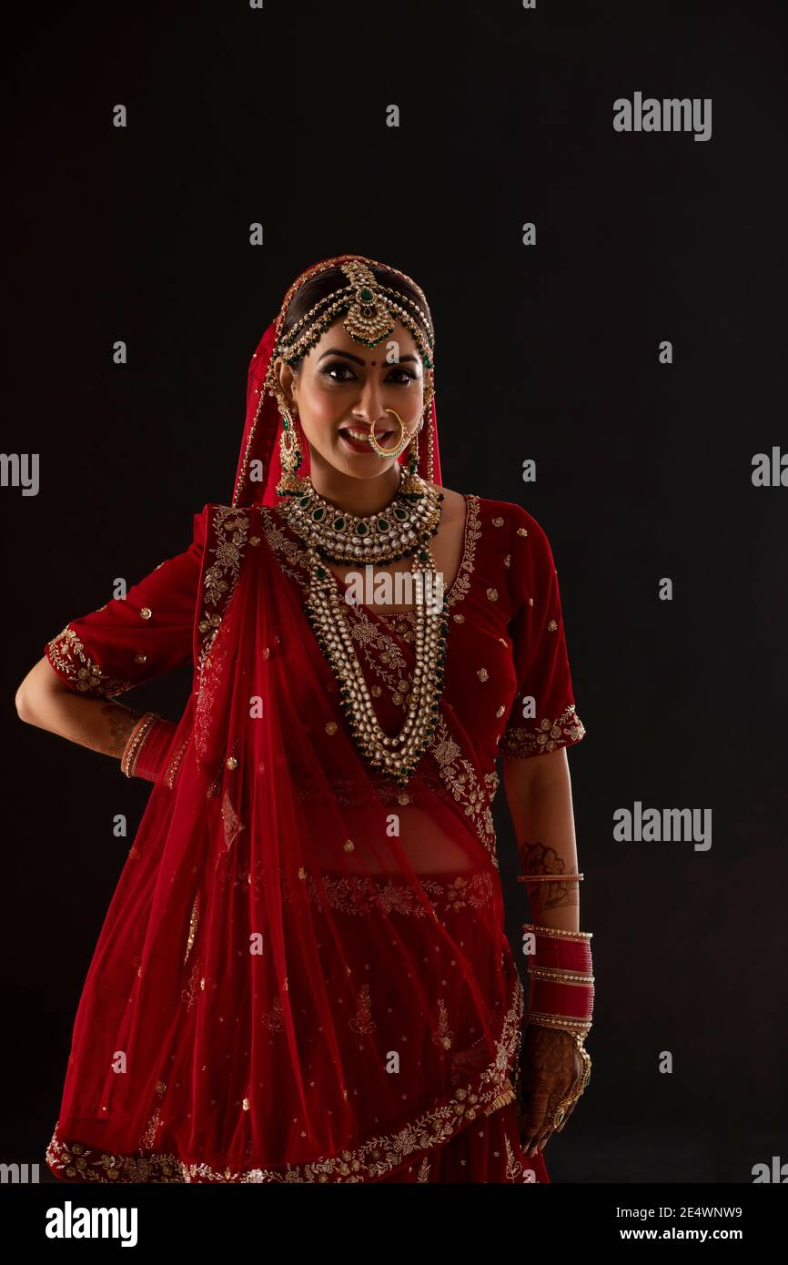 Portrait of an Indian Bride Stock Photo - Alamy