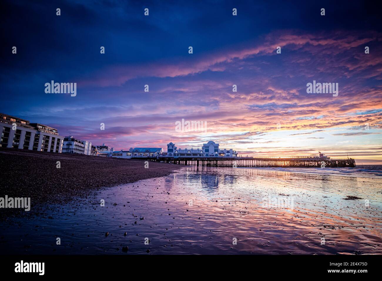 Sunrise at South parade pier in Southsea, Portsmouth Stock Photo