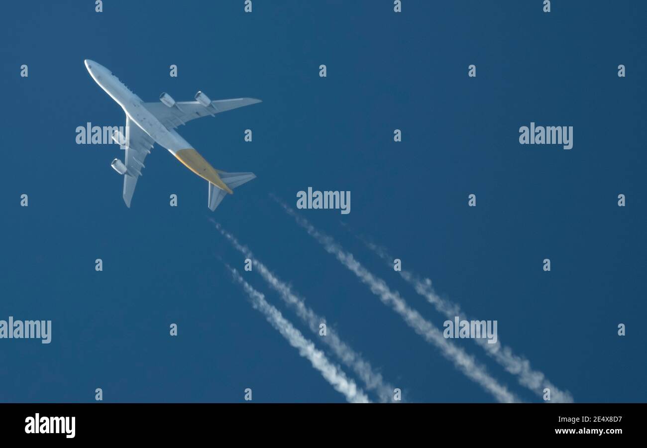 Dhl polar hi-res stock photography and images - Alamy