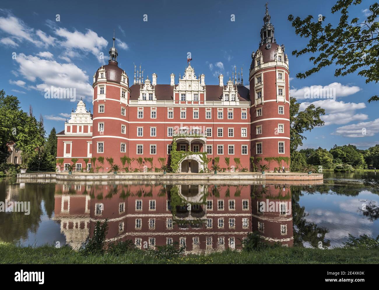Bad Muskau Castle and Park Stock Photo Alamy