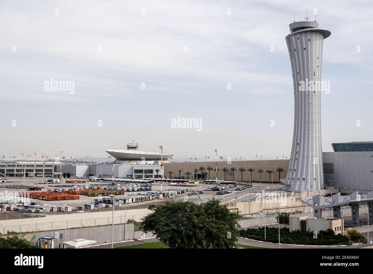 Lod, Israel. 25th Jan, 2021. The control tower is depicted at Tel Aviv's Ben Gurion International Airport just hours ahead of a near total air travel ban taking effect at midnight 25th January, 2021, proposed and approved by the government cabinet less than 24 hours ago. Exceptions will include only circumstances such as medical treatment, judicial proceedings or funerals of close family relatives but even in such cases no commercial flights will be available. Emergency Coronavirus regulations will be in effect at least until 31st January, 2021. Credit: Nir Alon/Alamy Live News Stock Photo