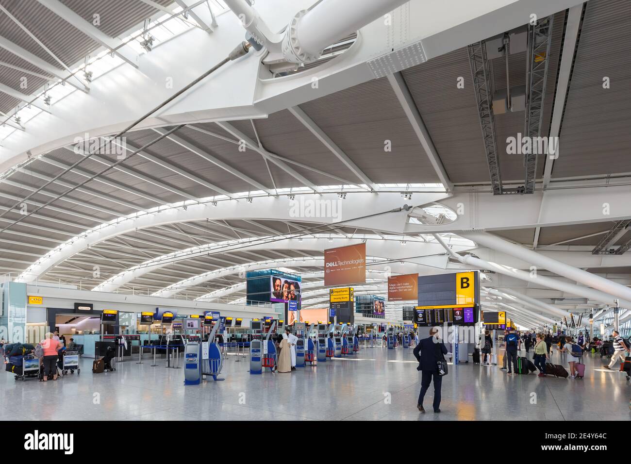 Heathrow airport terminal 1 hi-res stock photography and images - Alamy