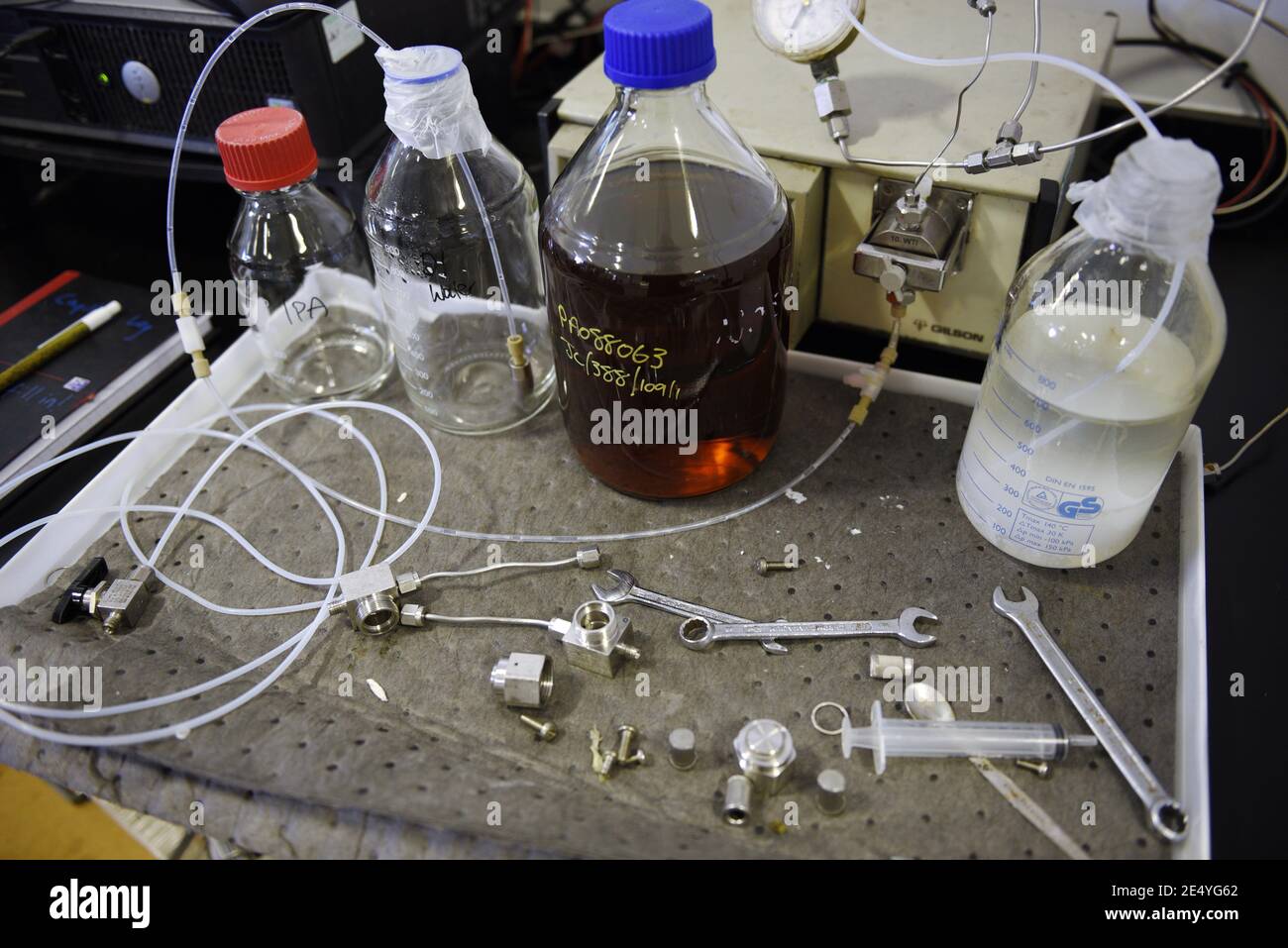 Workstation in a real science laboratory, quite messy. Including sample