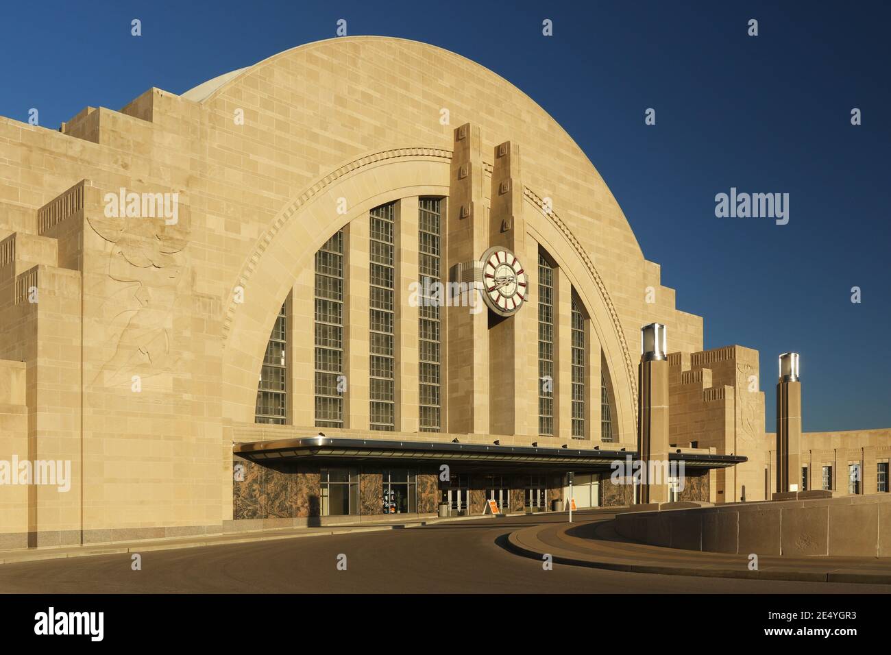 Cincinnati Museum Center. Cincinnati Union Terminal train station