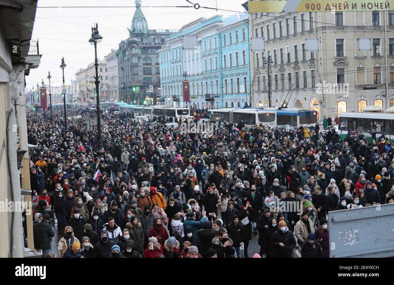 Митинг в петербурге 27 февраля. Митинг 23 января 2021 Санкт Петербург. Протесты в Петербурге 23 января.