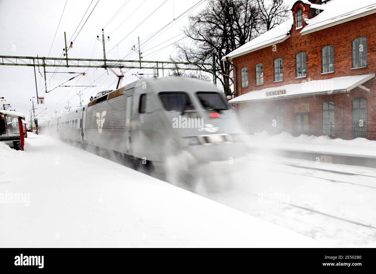 VIKINGSTAD, SWEDEN- 15 DECEMBER 2012: SJ's train SJ 2000 (X2000) on a ...