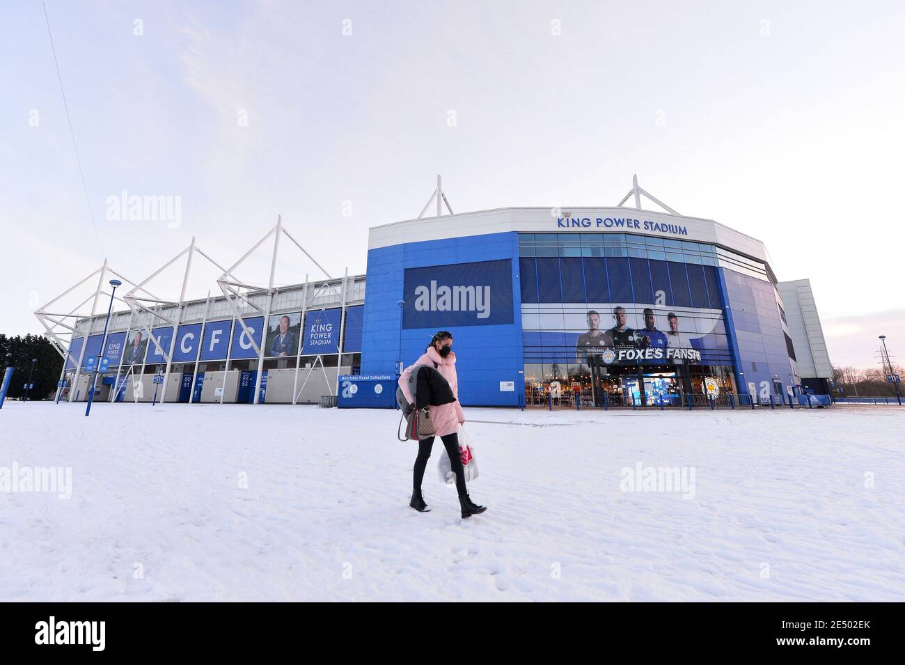 Leicester Leicestershire Uk 25th Jan 2021 Uk Weather Snow Snow Covers The Ground Outside King Power Stadium Home Of Leicester City Football Club Alex Hannam Alamy Live News Stock Photo Alamy