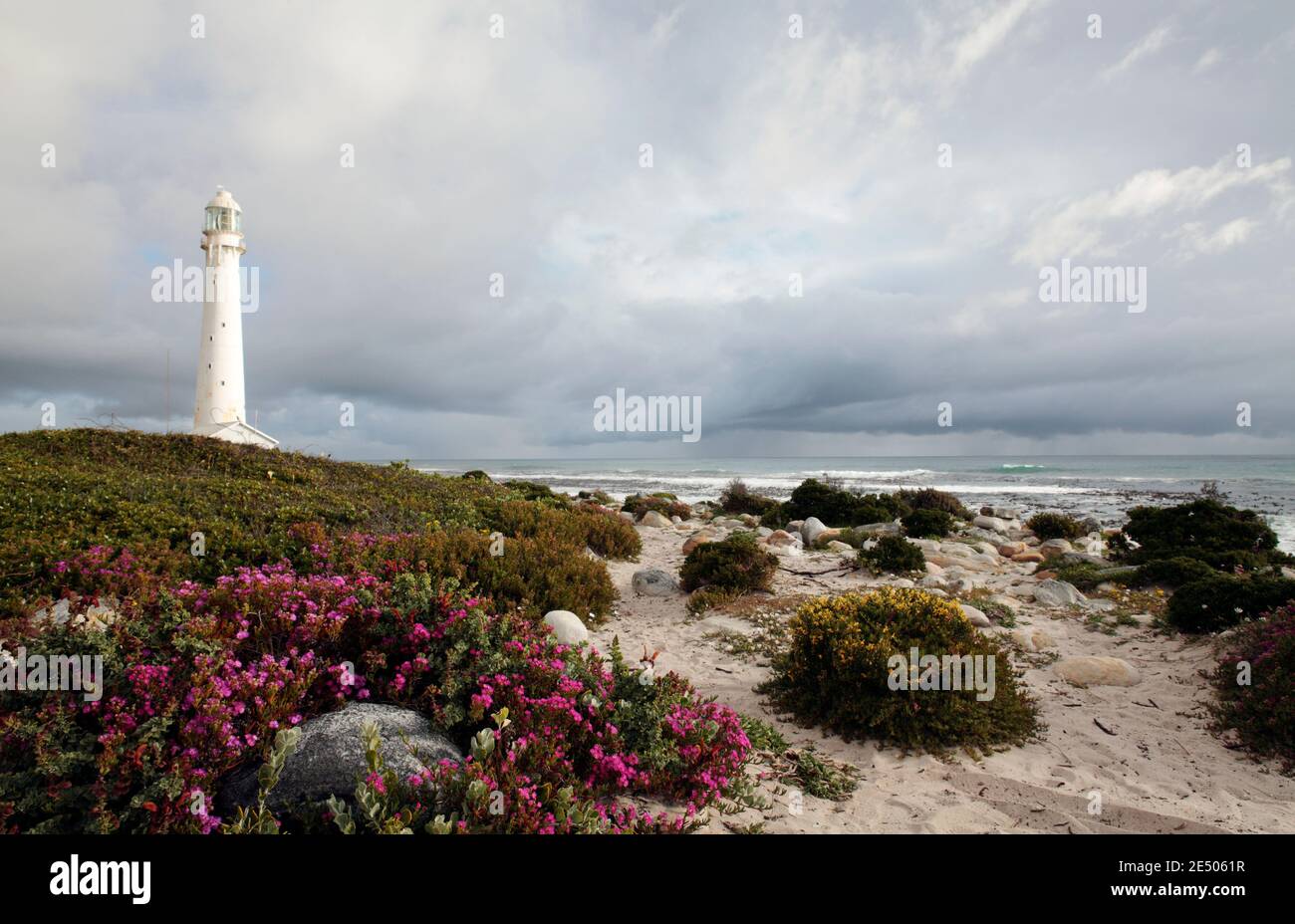 Slangkop Lighthouse, Kommetjie, nr Cape Town, Western Cape, South Africa – built in 1919 the lighthouse is 33 metres high and is made of cast iron. Stock Photo